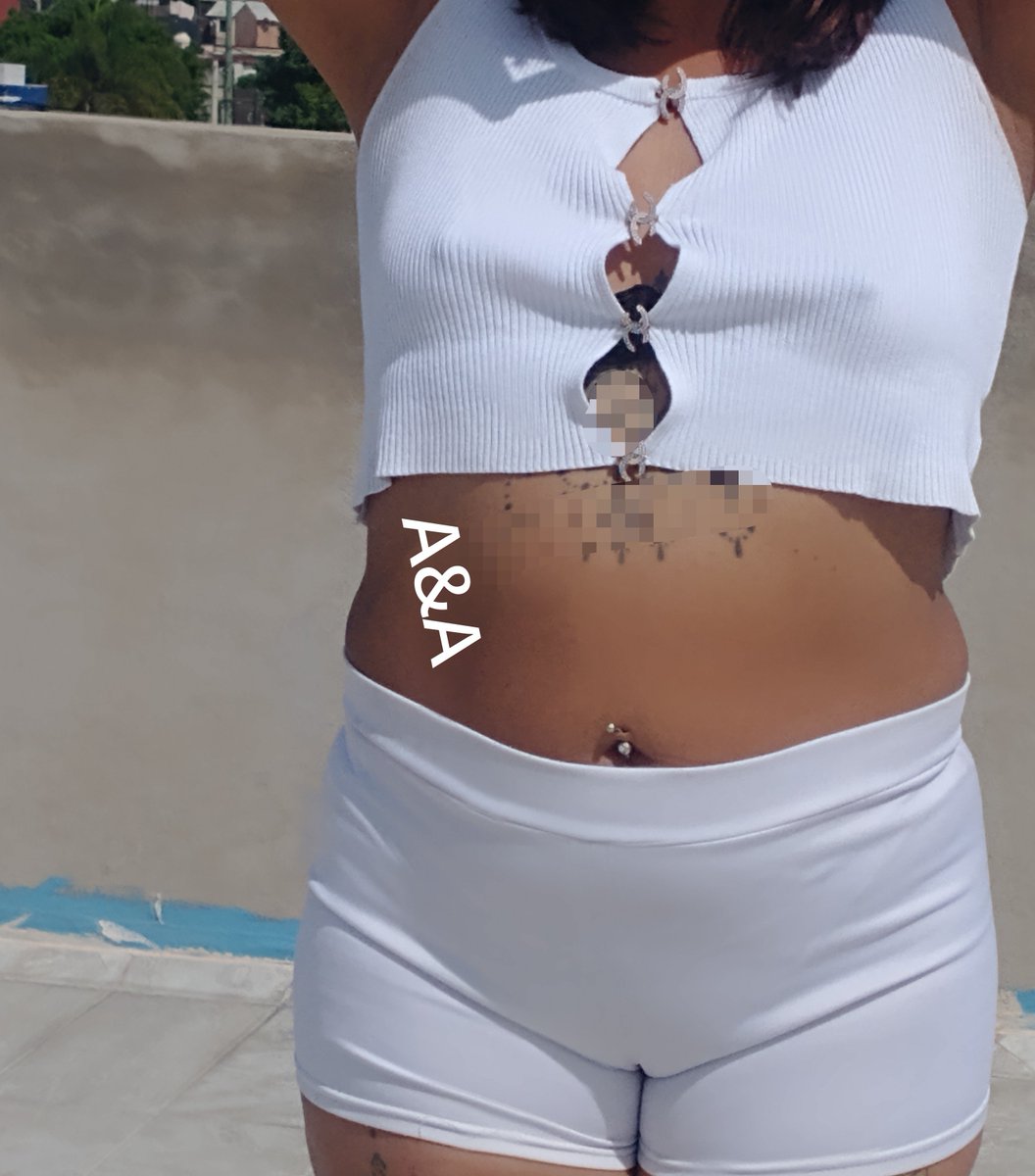 tizaparsw's tweet photo. Los vecinos siempre contentos que suba a la azotea así 🥴😏

Imaginen si sale a la calle 😈😍🥵 https://t.co/pgQSB2qFCE