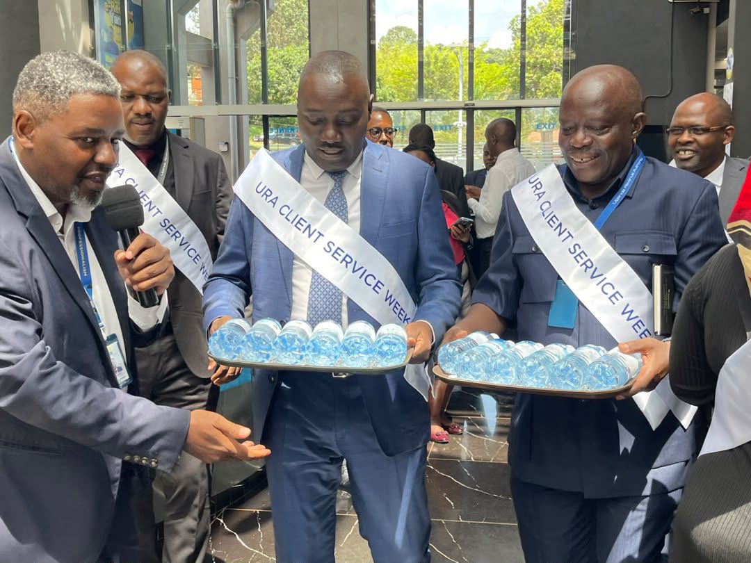 URAuganda's tweet photo. Day 2 | Acting Commissioner General, Abel Kagumire appreciating URA Staff for supporting the clients.

#URACSW2026
#FFeBanno https://t.co/0ApNopd1w1