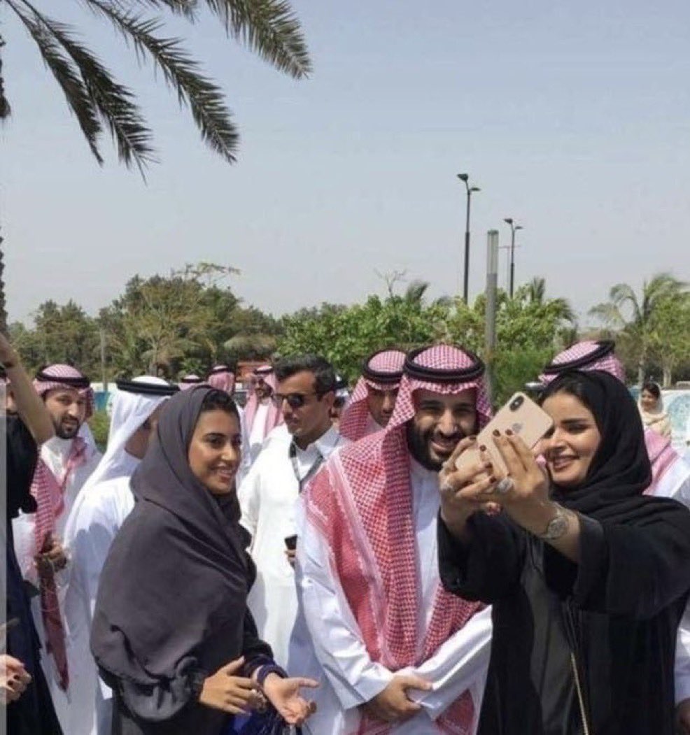 nio109's tweet photo. صوره تبيد الذكور و الصحونجيه 😍😍🔥🔥🔥#2030_بلا_نقاب6 https://t.co/eIHGFWnk9F