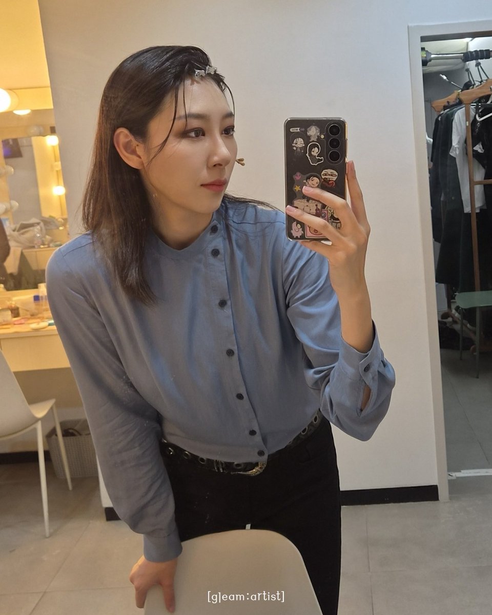 gleamartists's tweet photo. 📷 ʜᴇʟʟᴏ #장보람 
#뮤지컬 #미드나잇앤틀러스 🚪

비지터 役 장보람 배우가
첫공을 잘 올렸습니다💜

“여기 계셨군요, 선생님?
안으로 초대를 좀 해주시겠습니까? 🖤😈💚”

#GLEAMARTIST #JANGBORAM 

2026.10.04 - 11.15
NOL 유니플렉스 1관 https://t.co/hi4ABd58mh