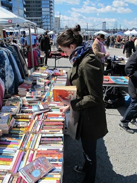 aulineboards's tweet photo. Book shopping heal my pain 📚 https://t.co/yYKAR88NU8