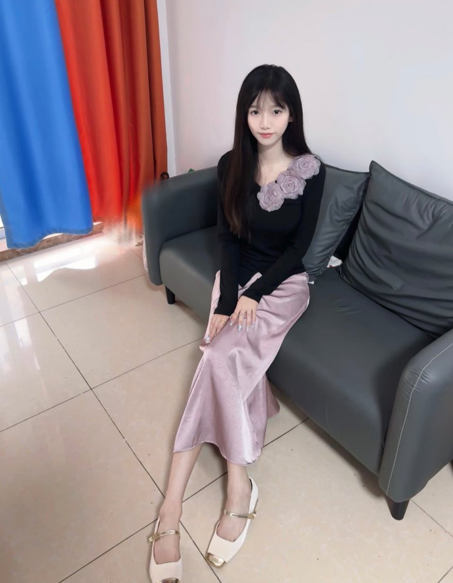WWmq00's tweet photo. 温柔知性女人
#姐姐风穿搭 #小妈氛围感 #温柔小女人#超有女人味 https://t.co/vRMDL1mpaS