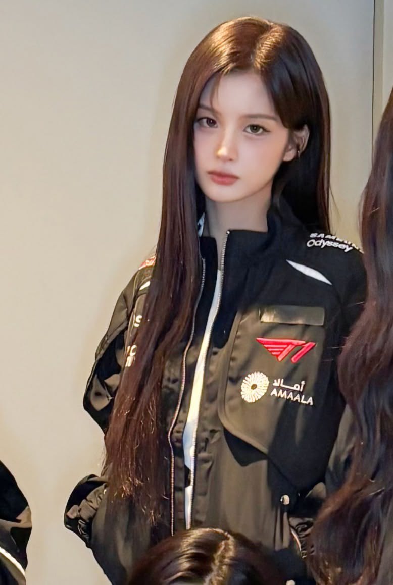 mango_ring0's tweet photo. 여자를 ㅁㅊ게 만드네 https://t.co/SYpmiMez3k