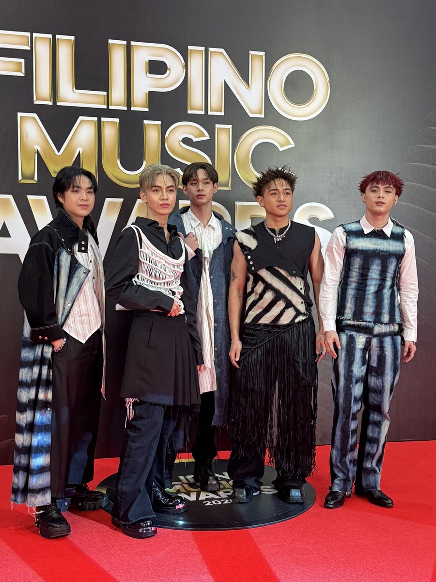 sunnywello's tweet photo. My Ppop faves nagsama sa FMA 2026 😍 Congrats to all 🥳

@SB19Official @G22Official @vxonofficial @Official_ALAMAT 

ctto
SB19 MAY BISA SA FMA
G22 GRACES FMA 2026
ALAMAT DOMINATES FMA STAGE
#SB19
#SB19RocksTheFMA
#FilipinoMusicAwards
#G22Performs
#ALAMAT #ALAMATSaFMA2026
#VXON https://t.co/PljUcd5Jqb
