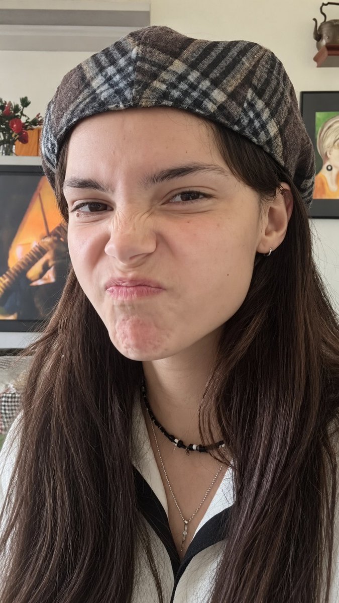 AvantikaHQ's tweet photo. Inde Navarrette pulling that ridiculously cute scrunched-up face is the purest thing on my timeline today. Her goofy charm and completely unfiltered personality are impossible not to love. 

How does someone make being this silly look so utterly adorable?! 😍 https://t.co/djcpsM3dZZ