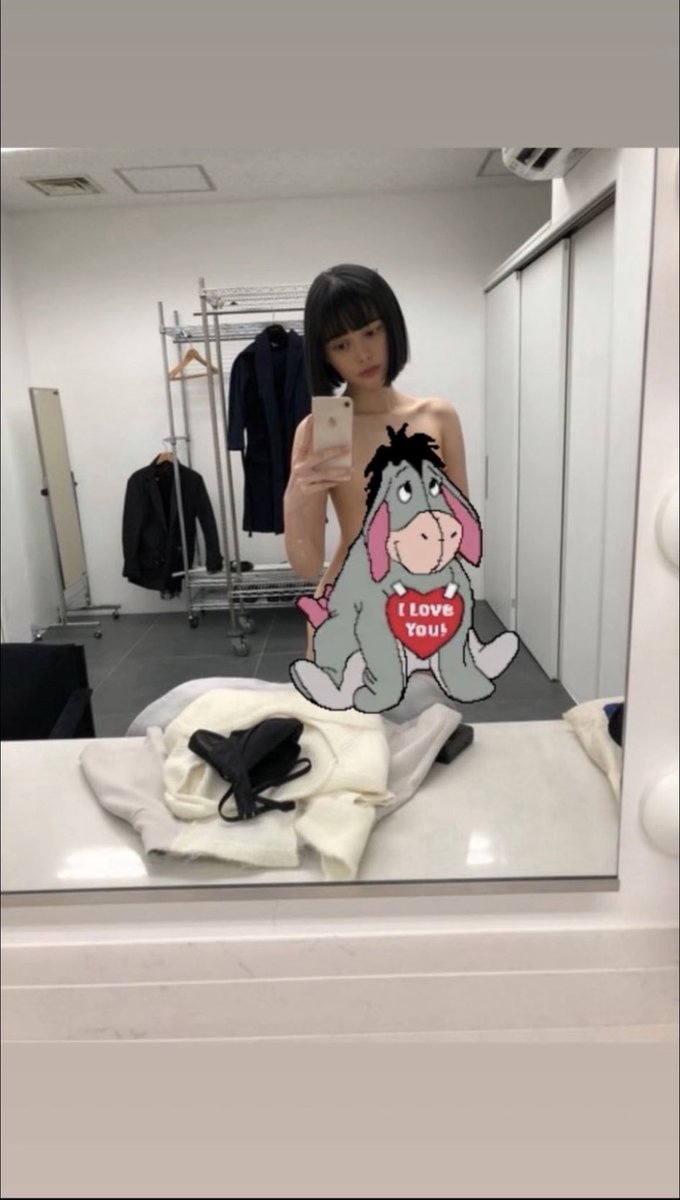 d9zilq's tweet photo. 玉城ティナ　流出
詳細https://t.co/Ub1DZi3QEF https://t.co/y4rgnVQ53n