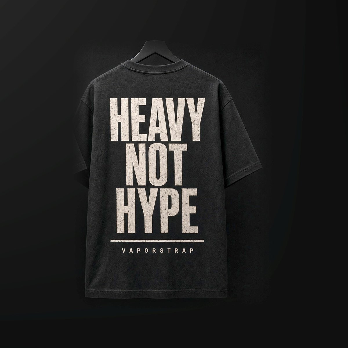 jay308890's tweet photo. A graphic tee is only as good as the shirt under the print. Heavyweight cotton hangs instead of clinging, holds a boxy shape, and keeps big prints flat.
How to pick, fit and care for one:
https://t.co/JIWxrMxoUt
#heavyweighttee #graphictee #streetwear https://t.co/mWFiwKVOrQ