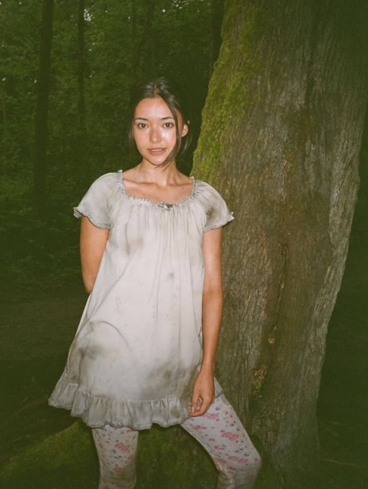 fawnibarra's tweet photo. how are you in the middle of the wilderness and still serving like this https://t.co/z8xdgPKzxA