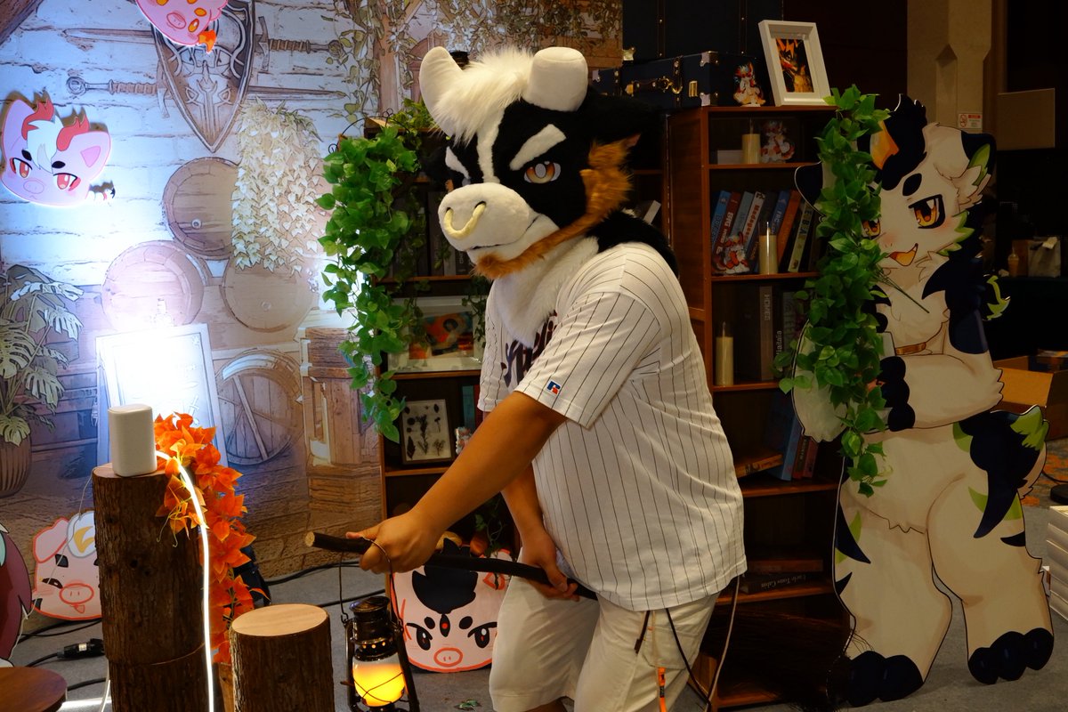 kangdaniu's tweet photo. 闪击 hifurry 去了一天 #furry #hifurry  #fursuit https://t.co/Sda6axHm63
