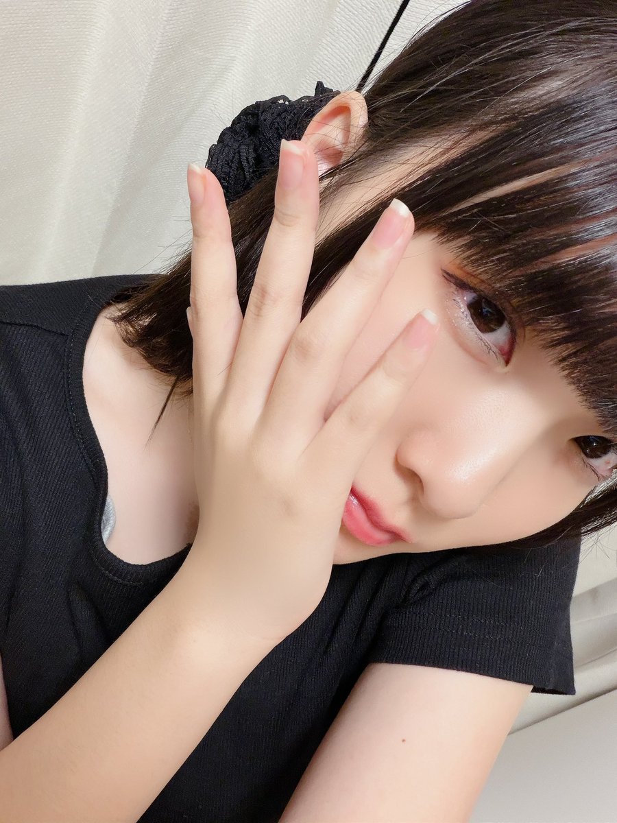 pinknolion_hina's tweet photo. おはようございま！！！

昨日映画を見ました、、、
いやぁぁぁあなんかもうほんと大号泣😂
ポップコーンどころじゃなかったです。
まだ見たい映画あるなぁぁあ

 #ママがもうこの世界にいなくても
今日もしっかり生きよう😌 https://t.co/Y3DOqn3O66