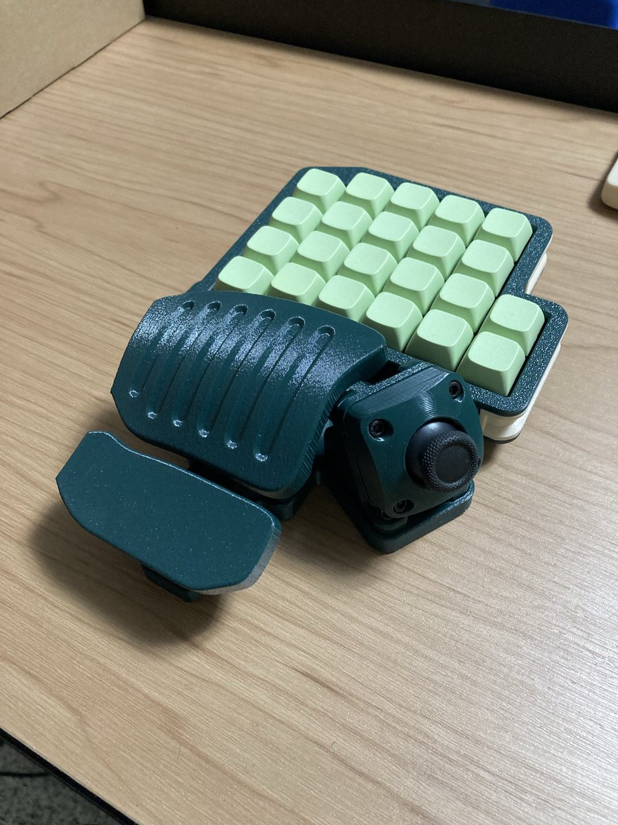 VWiscow's tweet photo. Like and retweet on 10/9 to be entered to win a free Necro GP! Excited to start selling these as soon as I finish the last few tweaks to make them fully home-serviceable / printable. https://t.co/0W0tLL9H9R