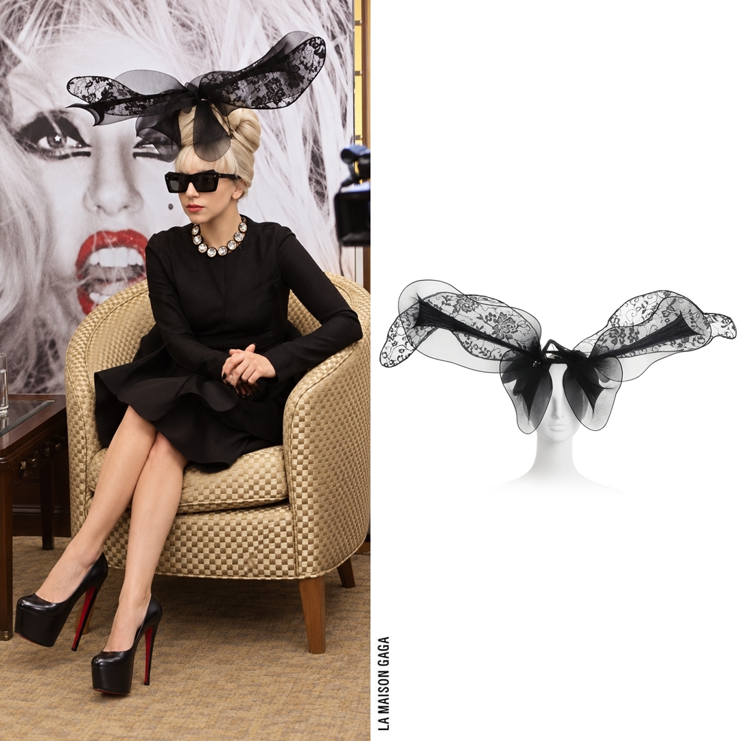 lamaisongaga_'s tweet photo. Lady Gaga sat down to give an interview for NDTV Night Out, wearing @FraScognamiglio S/S12 ruffle shantung jacket, @LittleShilpa “Invitation to Voyage” lace headpiece, #PauletteGuinet sunnies, @KennethJayLane1 "Headlights" necklace &amp; @LouboutinWorld S/S11 "Daffodile" pumps! https://t.co/kZGYhRZVFS