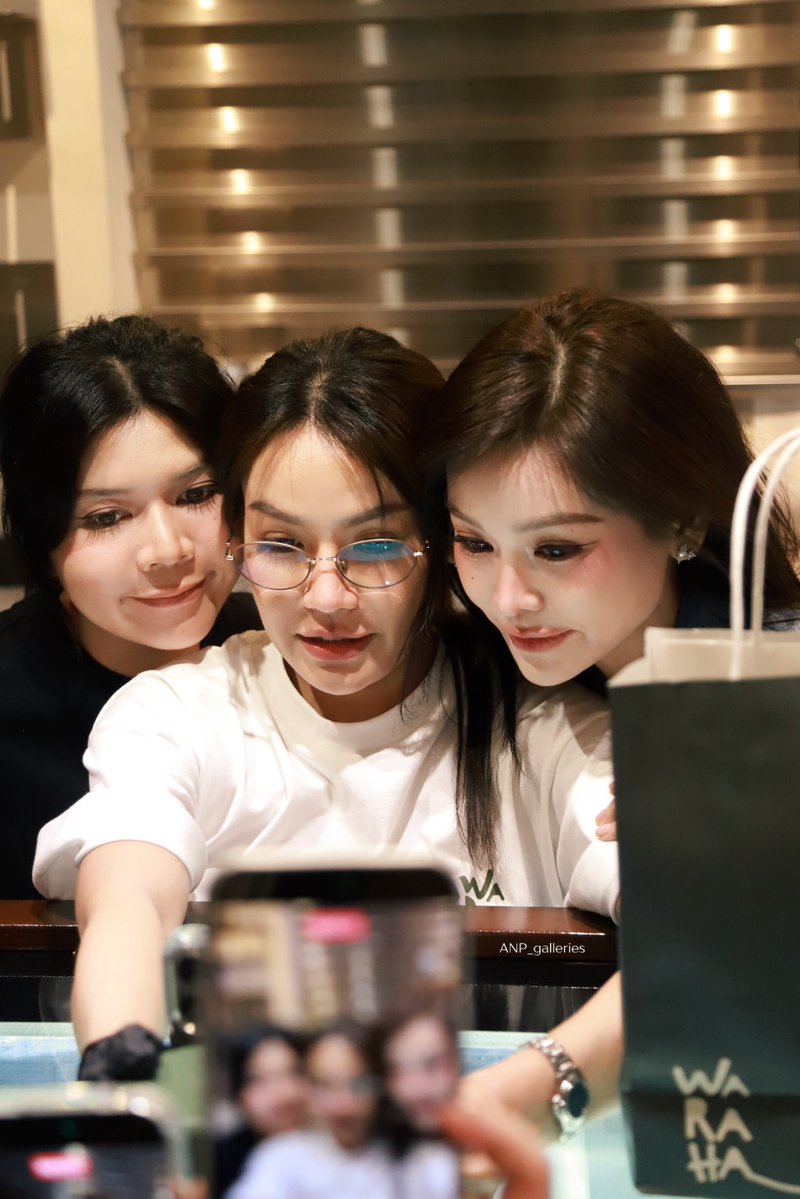 ANP_Galleries's tweet photo. ดอล แดด เด้น 🤎📸

#อิงฟ้ามหาชน #EngfaWaraha 
@EWaraha @daaddeaw1 @kattalee2303 https://t.co/YOd4B4Mcj7