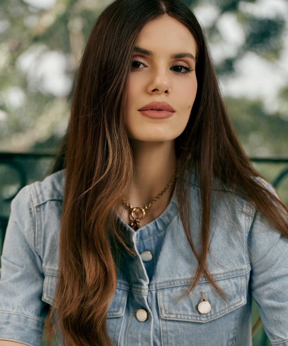 PortalBabados's tweet photo. 🚨Camila Queiroz: “É fácil ser antifeminista quando você já nasceu usufruindo das conquistas que outras mulheres precisaram lutar para ter.” 👏🏽❤️ https://t.co/atne8WtvyA