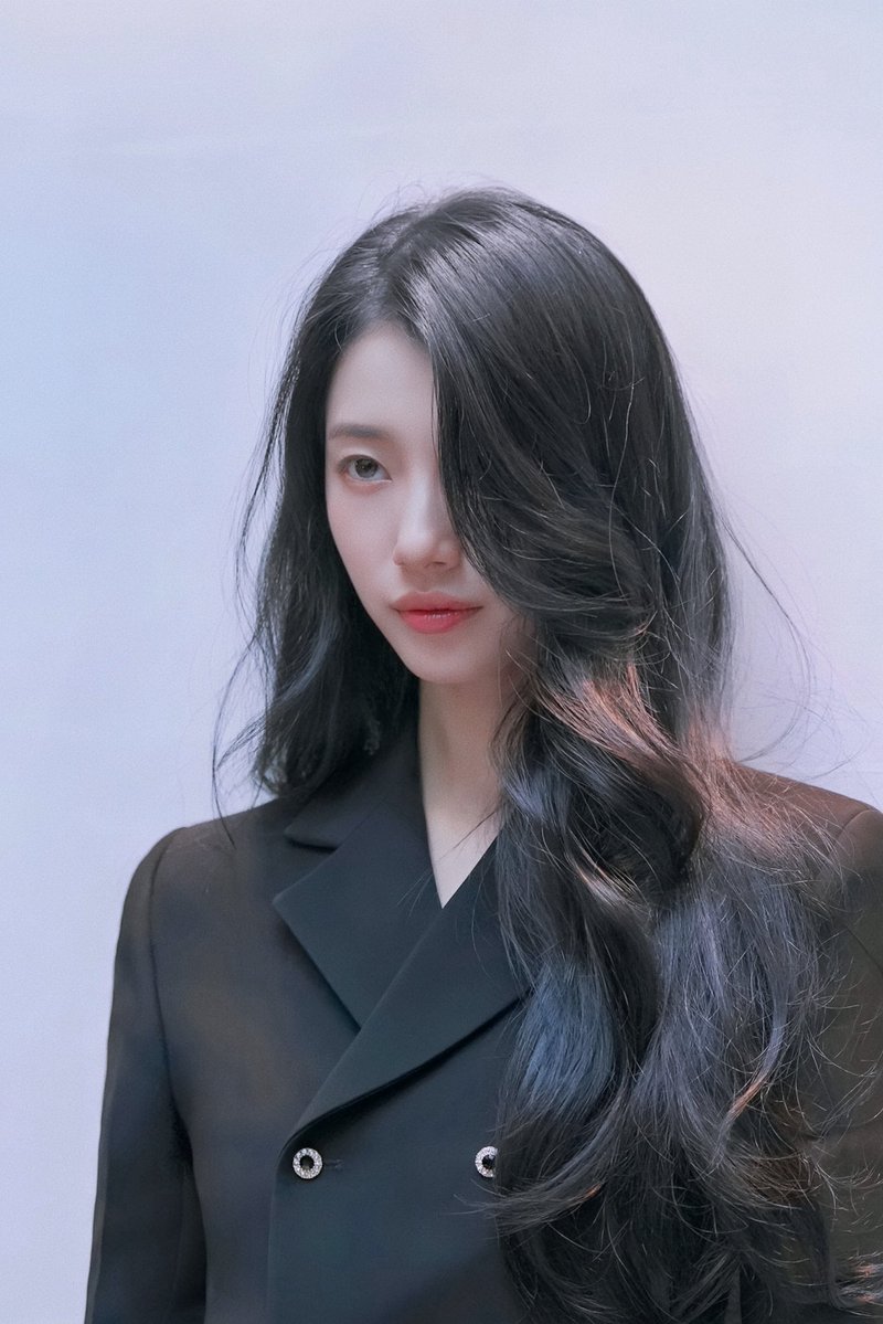 suzy94_10_10's tweet photo. 🐈‍⬛

 #수지 #suzy #SUZY https://t.co/jUaaIUMTIB