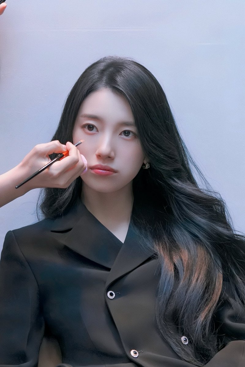 suzy94_10_10's tweet photo. 🐈‍⬛

 #수지 #suzy #SUZY https://t.co/jUaaIUMTIB