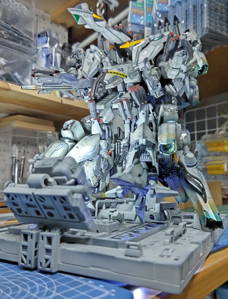 yHTwJulQek25959's tweet photo. #完成したキットを晒せ
#アリュゼウスガンダム
#アリュゼウスガンダム　ジョリー・ロジャース仕様 
完成しました✨石狩模型人に間に合いましたw✨後は台座も少し汚します✨ https://t.co/CyDtAAf44j