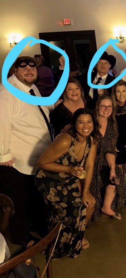 kristiLee0's tweet photo. @BHeg @MelGibsonxvyv Hey Brad! since your nephew is taking about being fit and healthy what about his own cousin https://t.co/SBCyopFBoi