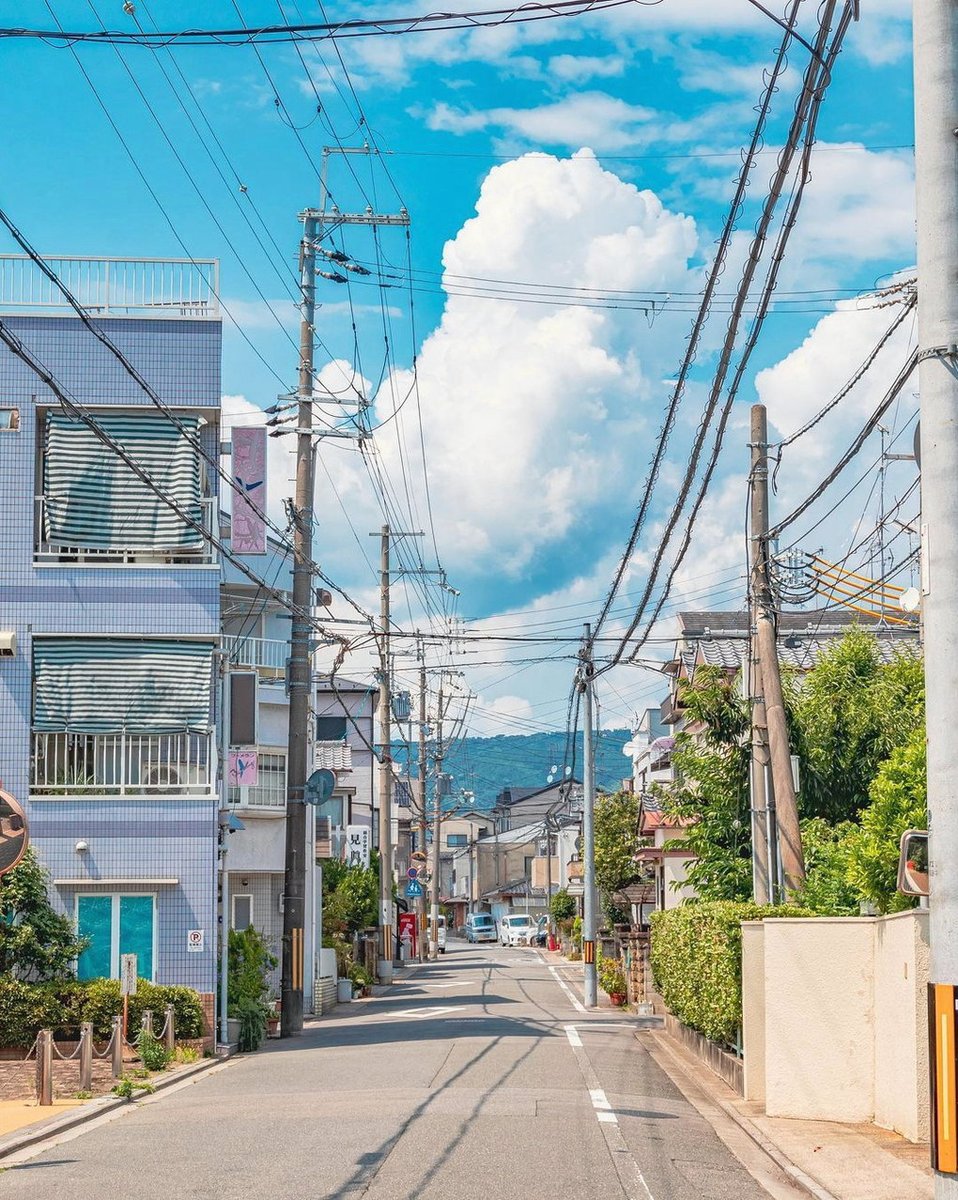 eXfATCYepwL1H0d's tweet photo. 横浜市の小学校の給食とそのレシピ一覧なる物を見つけた。
これで美味しい給食が再現できるぞ！
うちの母校は案の定大豆入りの料理が載ってた。 https://t.co/OStw2M35v0
