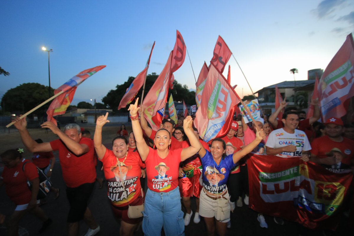 deunomeoficial's tweet photo. Ex-item do Festival de Parintins q sempre esteve do lado do povo é a Vanessa Gonçalves. Com ela ñ tem essa de ficar em cima do muro ou jogando enigmas. Ele é Lula pronto e acabou. Ter consciência de classe ñ é difícil. Saber de onde vem o sustento de uma cidade ñ é dificil. https://t.co/JBFPNfSvYl