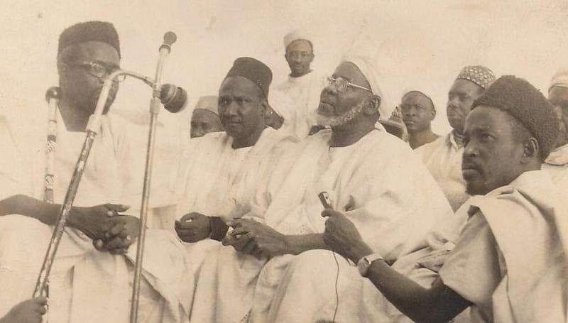 RakaFatima's tweet photo. Last Trip to Nigeria, 1971.

Thank you barhama, for bringing light of Islam to Nigeria.

- @AnatomyOfSufism https://t.co/NkhAIPrjSj