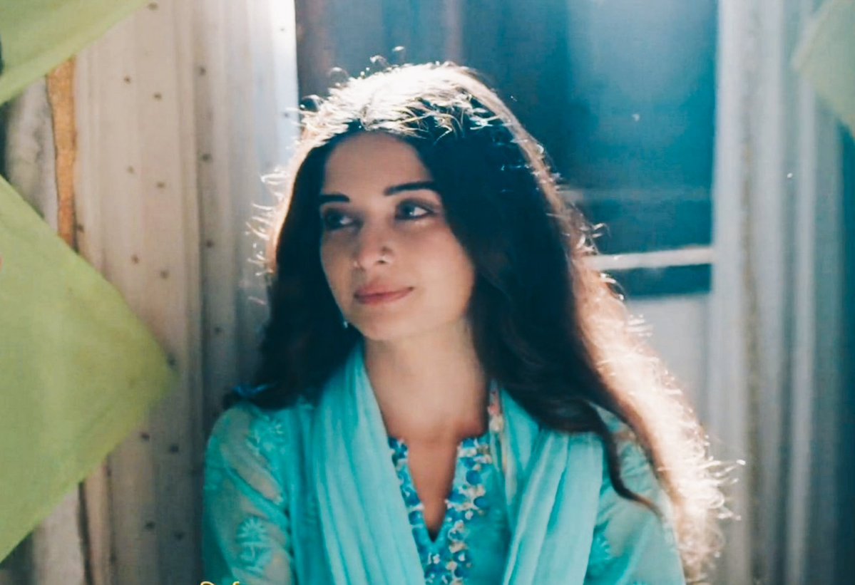 SeherBaigFC's tweet photo. 3 months of Dr. Seher Baig and what a journey it has been 🥹🤍From her strength,resilience &amp; fire to the softness,vulnerability and warmth she carries,she has made Seher so unforgettable.Forever grateful to Bhavika for giving her so much life.🫶✨ #SeherHoneKoHai #DrSeherBaig https://t.co/SY49O1Zjnj