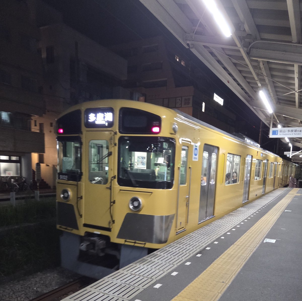 littlewoodshare's tweet photo. 下北沢に新たな都市伝説ターボババア出現…じゃねぇわ それ！うちやうち😝

CCOから全速力で走った結果よん( *¯ ꒳¯*)ﾌﾌﾝ https://t.co/TG3oxy8uW4