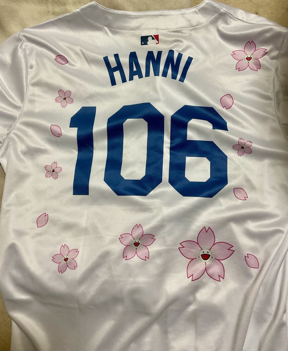 NJ4ever0722's tweet photo. 沢山の幸せが訪れますように。🩷

#HappyHanniDay https://t.co/jazbfiDLar
