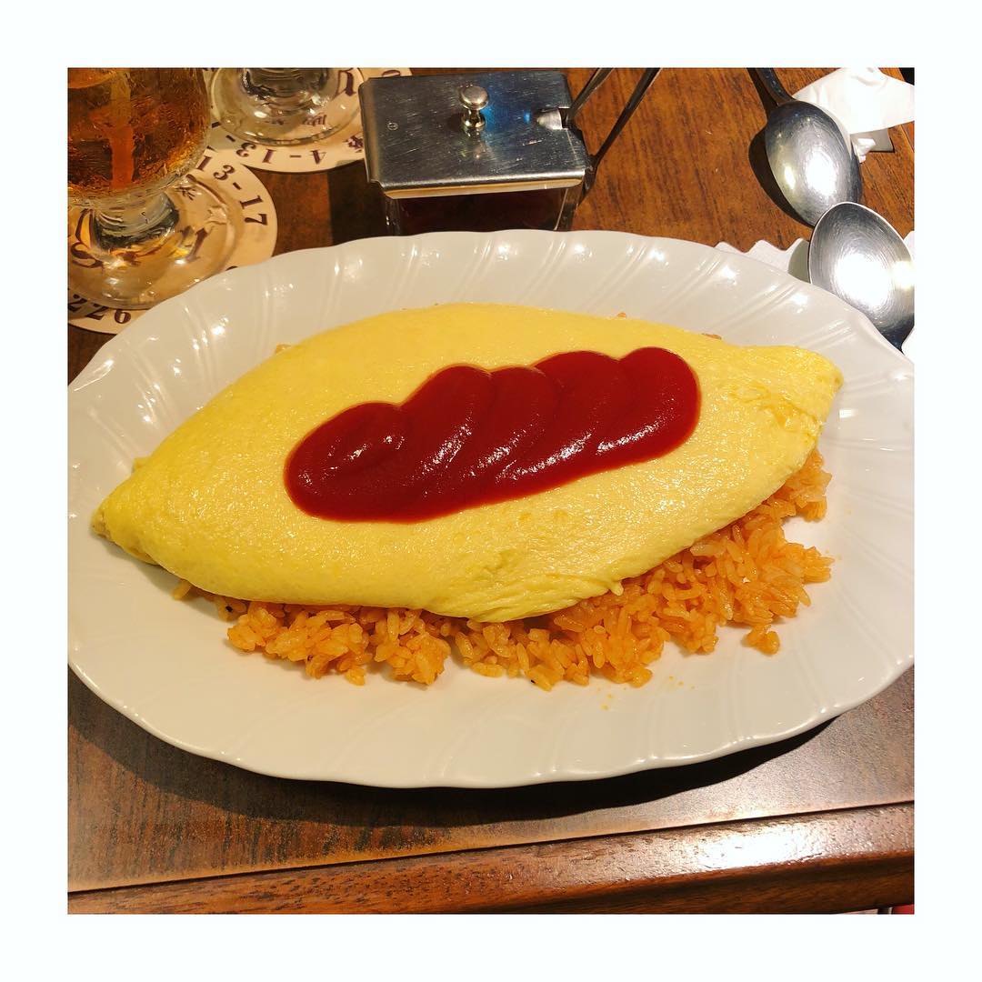 maimaibiiki's tweet photo. 【今日は何の日】10月7日の乃木坂46
https://t.co/4bPnKqBkhU

2018年
◆深川麻衣Instagram
先日初めて食べることができた、
喫茶YOUのオムライス ！
卵ふんわっふわでした。

#深川麻衣 https://t.co/8r1qzJlzhq