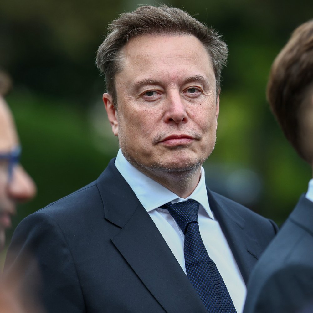 NEWSMAX's tweet photo. Elon Musk said SpaceX will rename its artificial intelligence unit from SpaceXAI to SpaceXSI, adopting President Donald Trump's push to replace the term "artificial intelligence" with "super intelligence." https://t.co/0GXKJCcdeP