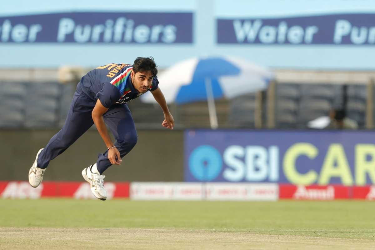 CricCrazyJohns's tweet photo. - Dropped after 2022 T20 WC Semi.
- Won the IPL 2025.
- Won the IPL 2026.
- Returning into T20I team after 4 years.

WELCOME BACK, BHUVNESHWAR KUMAR ❤️😍 https://t.co/n6Gbj3dioK