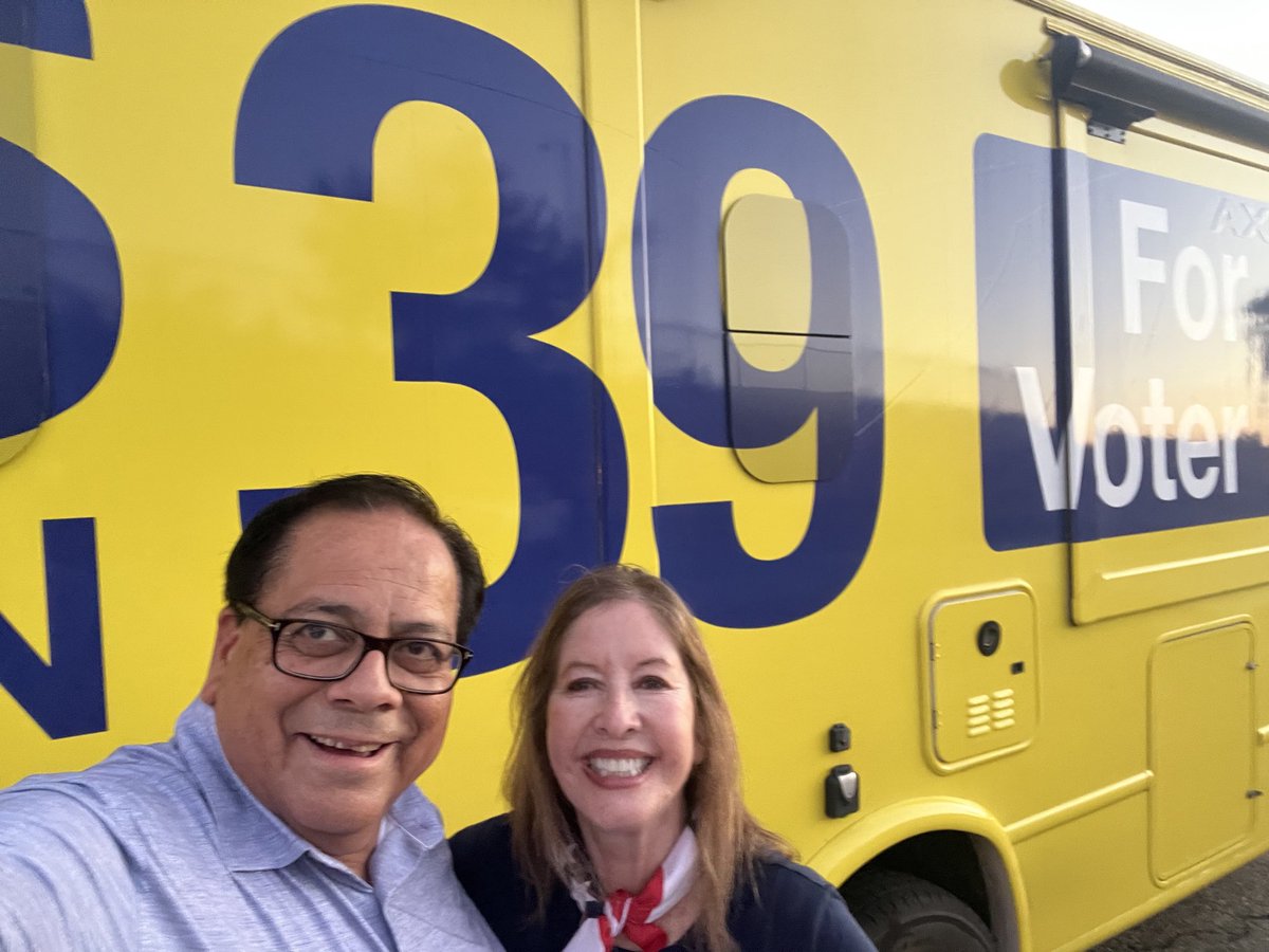 GloriaJRomero's tweet photo. Vote YES on Prop 39- election integrity. 
I show my ID when I board an airplane, buy alcohol, go to a hospital or a school. 

Voting is worth protecting.  
Join this bipartisan effort today.  Thank you
@ReformCalif for mobilizing Californians of all political parties to support Prop39
