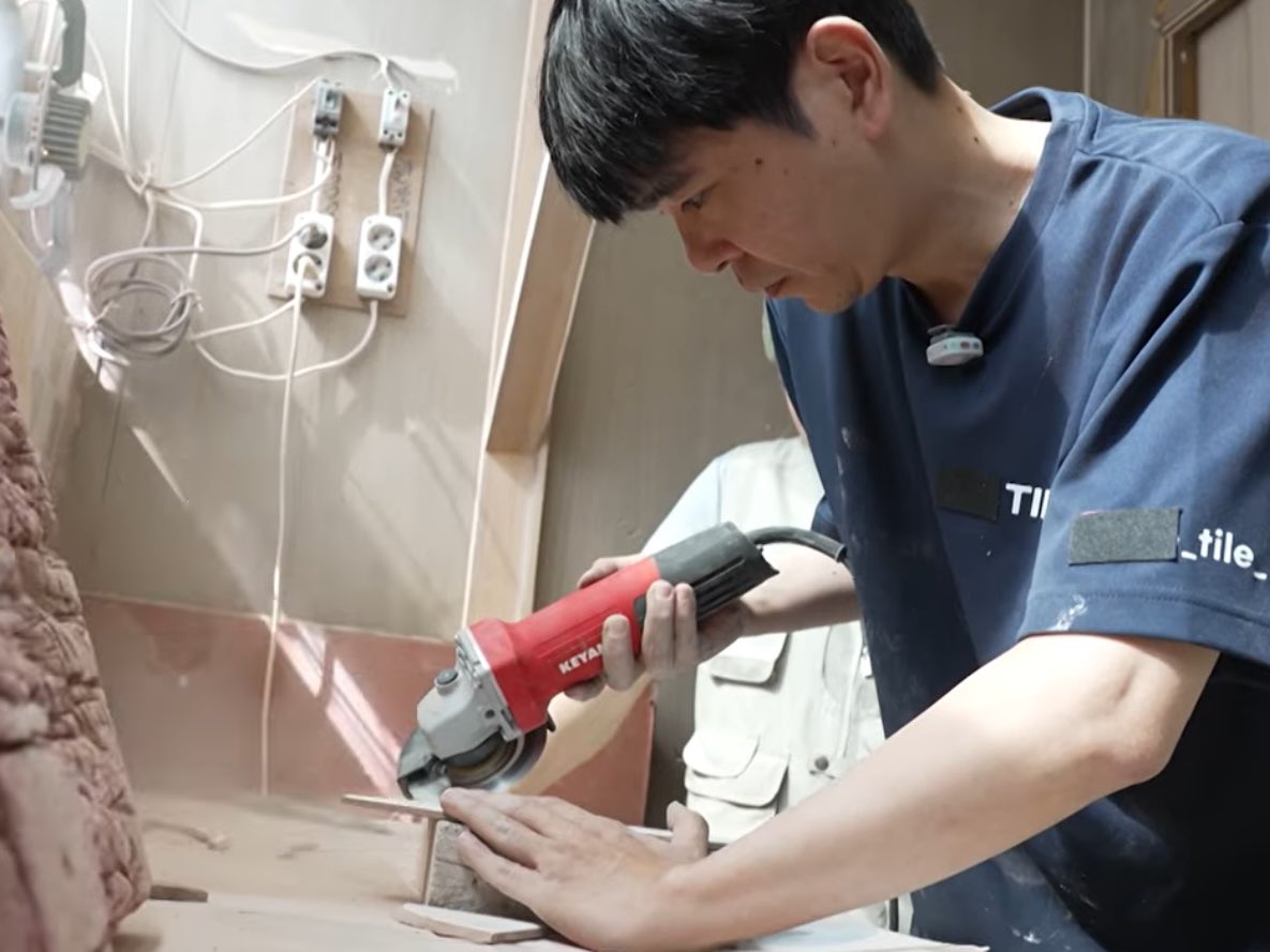 oreosongrid's tweet photo. 맥주 팔고 잇길래 이때도 존나 황 당  햇는데 
그래…중년키자니아에게 모두 따뜻한 박수 부탁드립니다 https://t.co/TwOmK1etn8