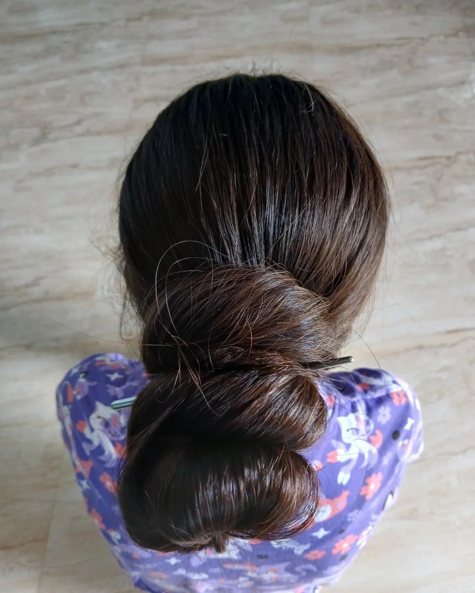 DeemedEditor017's tweet photo. I'm thinking to make a grp in X only for hair fetishers 

Interested people comment your id so i can add you

#hairfetish #longhair #longbraid #hairfetishers #hairbun https://t.co/PkQP7NhFsV