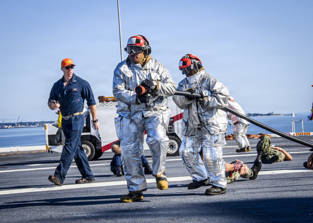 US2ndFleet's tweet photo. Firefighting Training Aboard USS Nimitz (CVN 68)
U.S. Sailors assigned to Nimitz-class aircraft carrier USS Nimitz (CVN 68) participate in firefighting training during a mass casualty drill aboard the ship at Naval Station Norfolk, Sept. 30, 2026.
#USNavy #C2F #BattleReady https://t.co/N7Zl39u6Up