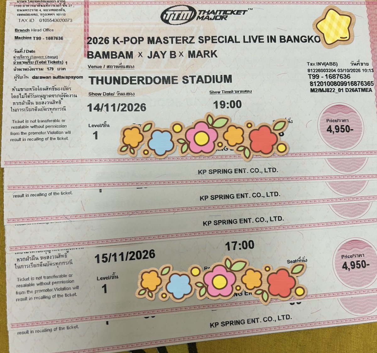bambamcuteboy's tweet photo. บัตรมาถึงมือแล้วววว ร้านกดบัตรได้รวดเร็วทันใจ 3 ใบติดทั้ง 2 วันเลย 😍 ขอบคุณมากๆนะคะ ไว้มาฝากกดอีกค่าบ💚
#รีวิวกดบัตรgot7kpop_bam1 https://t.co/ifFEUyE968