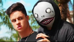 0Napeous's tweet photo. como que o enaldinho conseguiu pra botar o zap no dbd https://t.co/HAe1aLu2CY