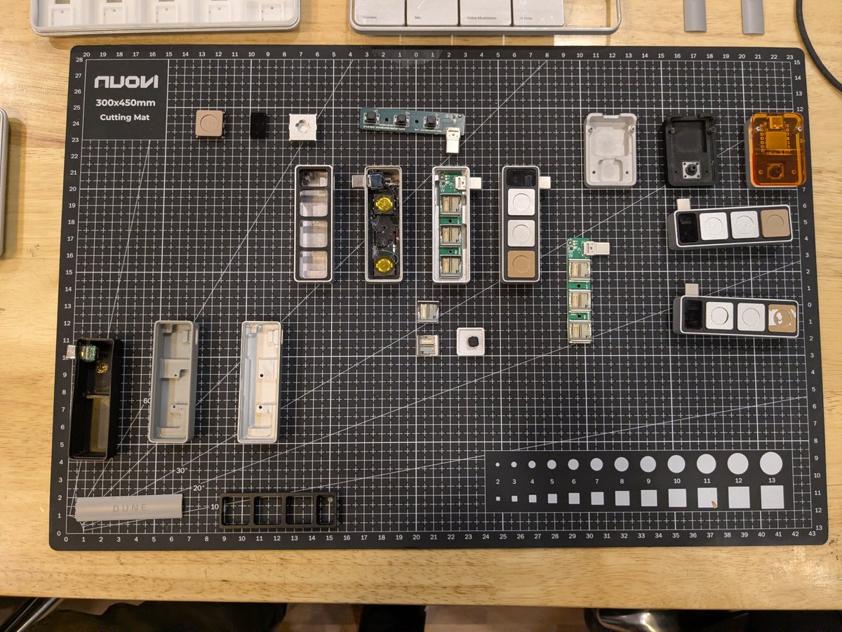 the2ndfloorguy's tweet photo. switch to hardware. go into debt if you have to 🚨 https://t.co/n2HN7ih6uE