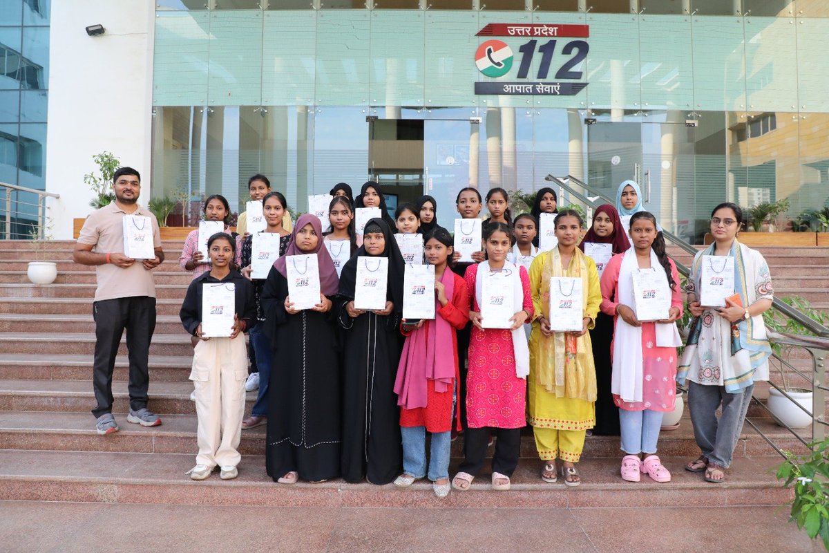 VigyanF's tweet photo. Over the past week, the peer leaders from the @gwtodreamers program visited government agencies providing an array of services. These visits included 181 One Stop Centre, AFHS Centre and 112 headoffice.
#AdolescentGirls #PeerLeaders #KnowledgeIsPower #YouthPower #ChangeIsComing https://t.co/r5bAE2I6rV