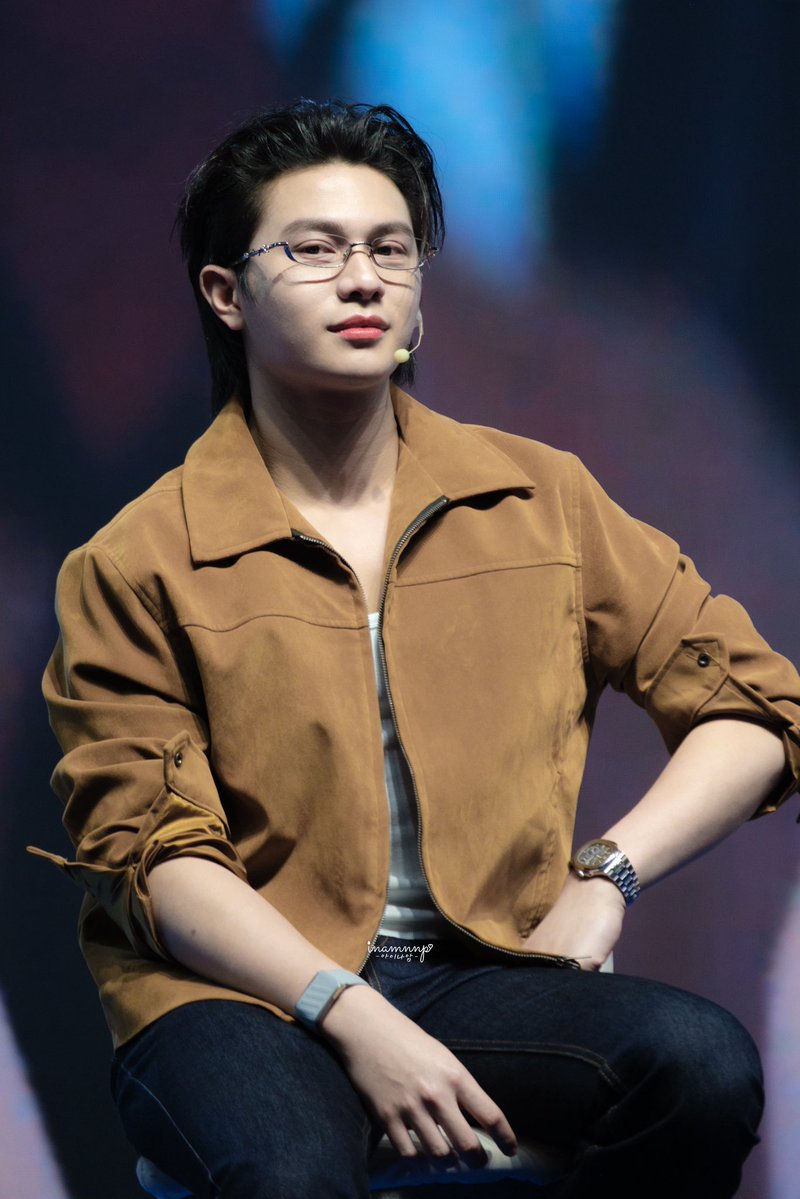 inamnnp's tweet photo. ของดีปักษ์ใต้

WILLIAMEST WESLEY ON STAGE
#GMMTVLiveHouse 
#WilliamEst https://t.co/SJG3GXrlPX