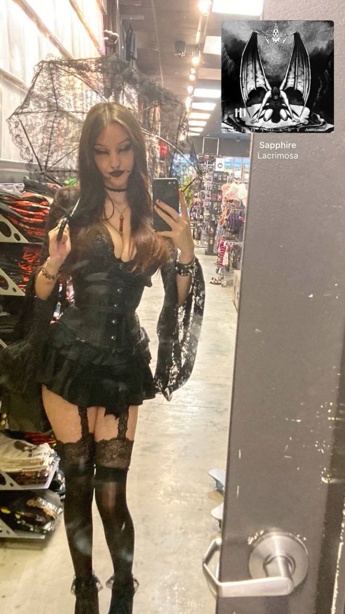 Russellwnyc's tweet photo. More ipukeglitter for you gooners https://t.co/R1BBctKWlJ