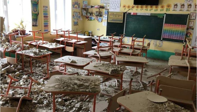 Mylovanov's tweet photo. Ukrainian teacher Nazar Stepanov: During my lesson, an 8-year-old student learned that Russians killed his father, a soldier. 2 minutes earlier, he had been happily singing with the class. Then he came back in tears.

I froze. I didn’t know what to say — Ukrainska Pravda. 1/ https://t.co/7WzSMHat4R