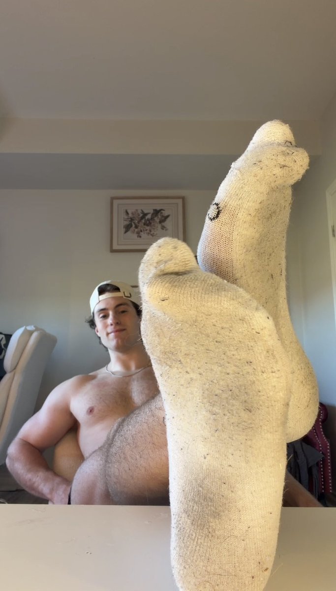 AlphaAdamFitt's tweet photo. Happy Socktober https://t.co/xrsZ9EfNv2