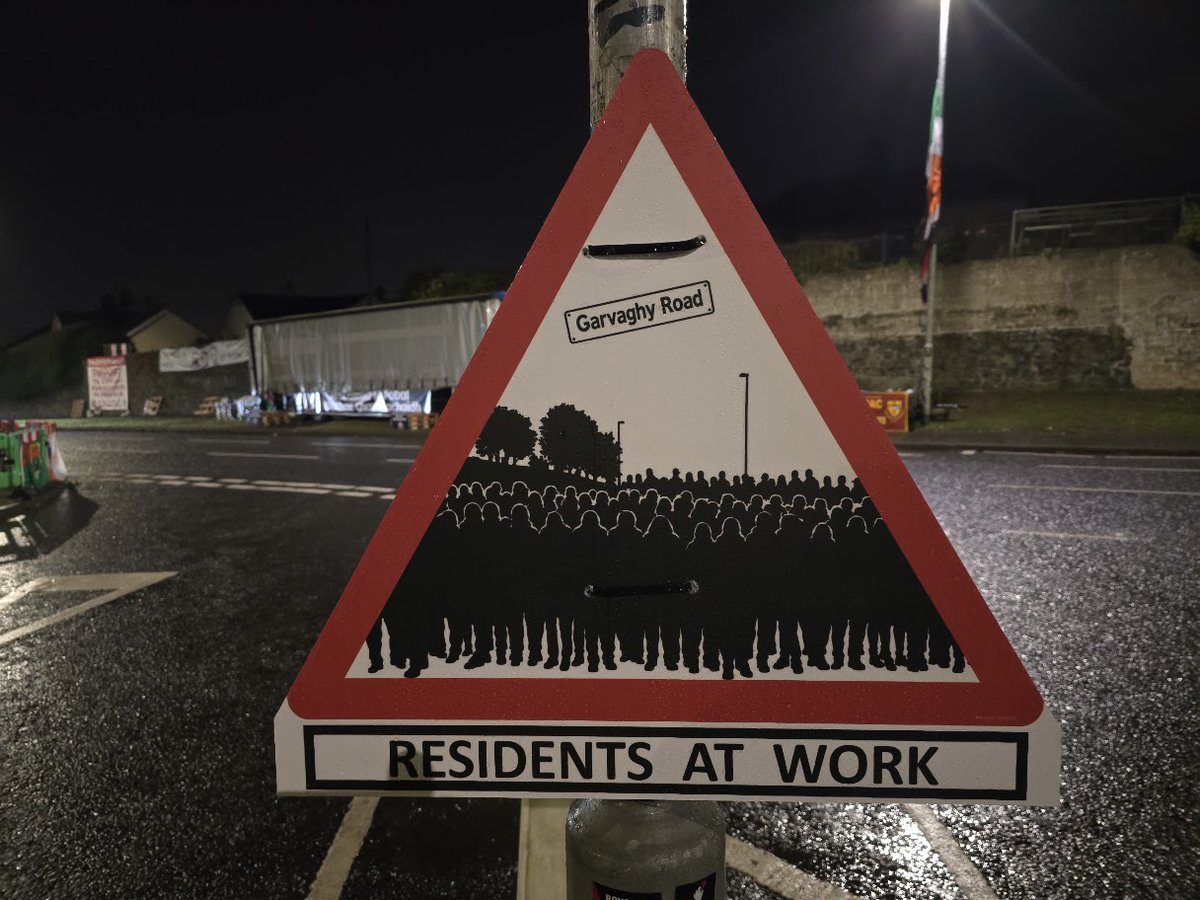 shaymurphyie's tweet photo. Had to take a photo and share this sign before it ends up in a museum or on some lads bedroom wall. 😂

No going back. 🇮🇪 

Please repost and show your support for the residents of Garvaghy Road. https://t.co/Jh70j4bXbd