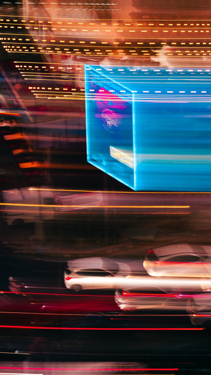 0nlyMuhammad's tweet photo. Painting with a camera 🎨

#photography
#Streetphotography
#longexposure
#Malaysia
#Indonesia https://t.co/0fFRmunQNV