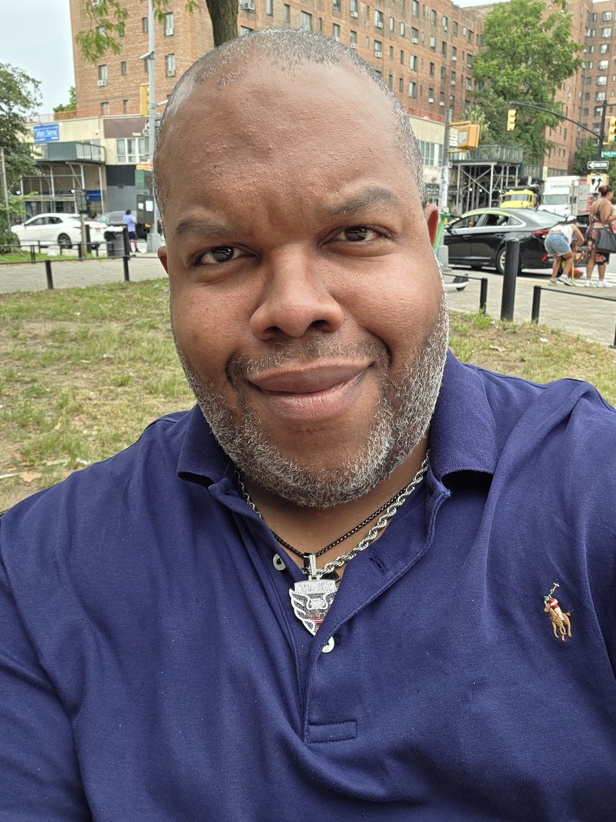 IsaiahLCarter's tweet photo. I am a 44-year-old Black man who will be voting Republican up and down the ballot in New York. https://t.co/eESRehLq1A