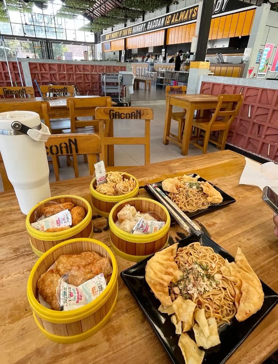 hopefulhob's tweet photo. kalian kalo mam gacoan biasanya level brp?

me: 4 🤤🌶️ https://t.co/bi8Y2XihF4