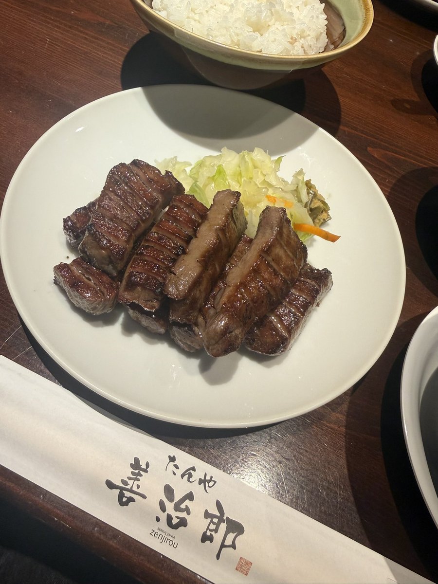 sofubeemoid's tweet photo. 仙台の思い出 https://t.co/gLT45G8qz2