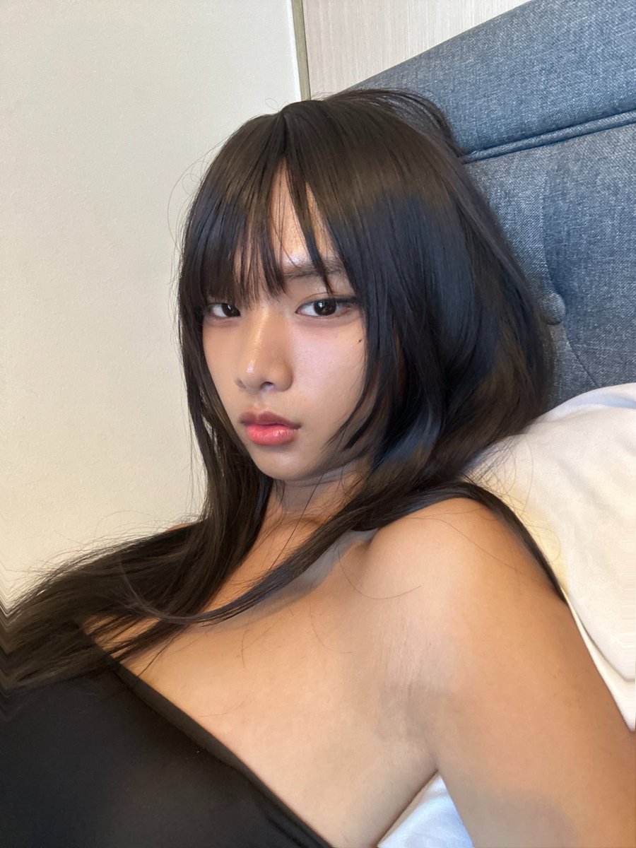 roocus_'s tweet photo. 菊地姫奈も玉木ティナもいいけど俺はこの子を特定してほしい https://t.co/J6zRKvPhsn