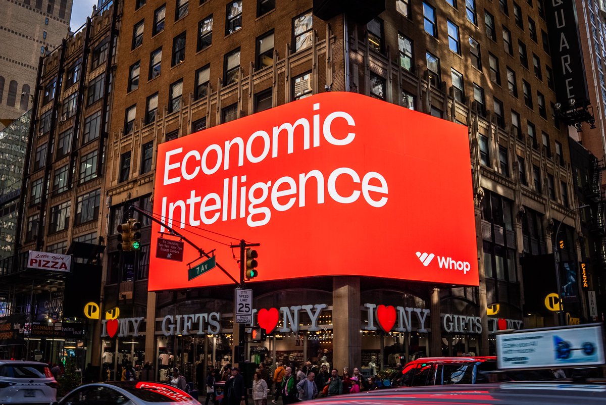 TheBlvckBot's tweet photo. How does @TheBlvckBoard fit?

@whop has carved out a distinct advantage over traditional web stores (like Shopify) and generic creator platforms (like Patreon or Gumroad) by acting as an all-in-one ecosystem optimized for digital access, community gating, &amp; instant monetization. https://t.co/wbVAM1xAoa